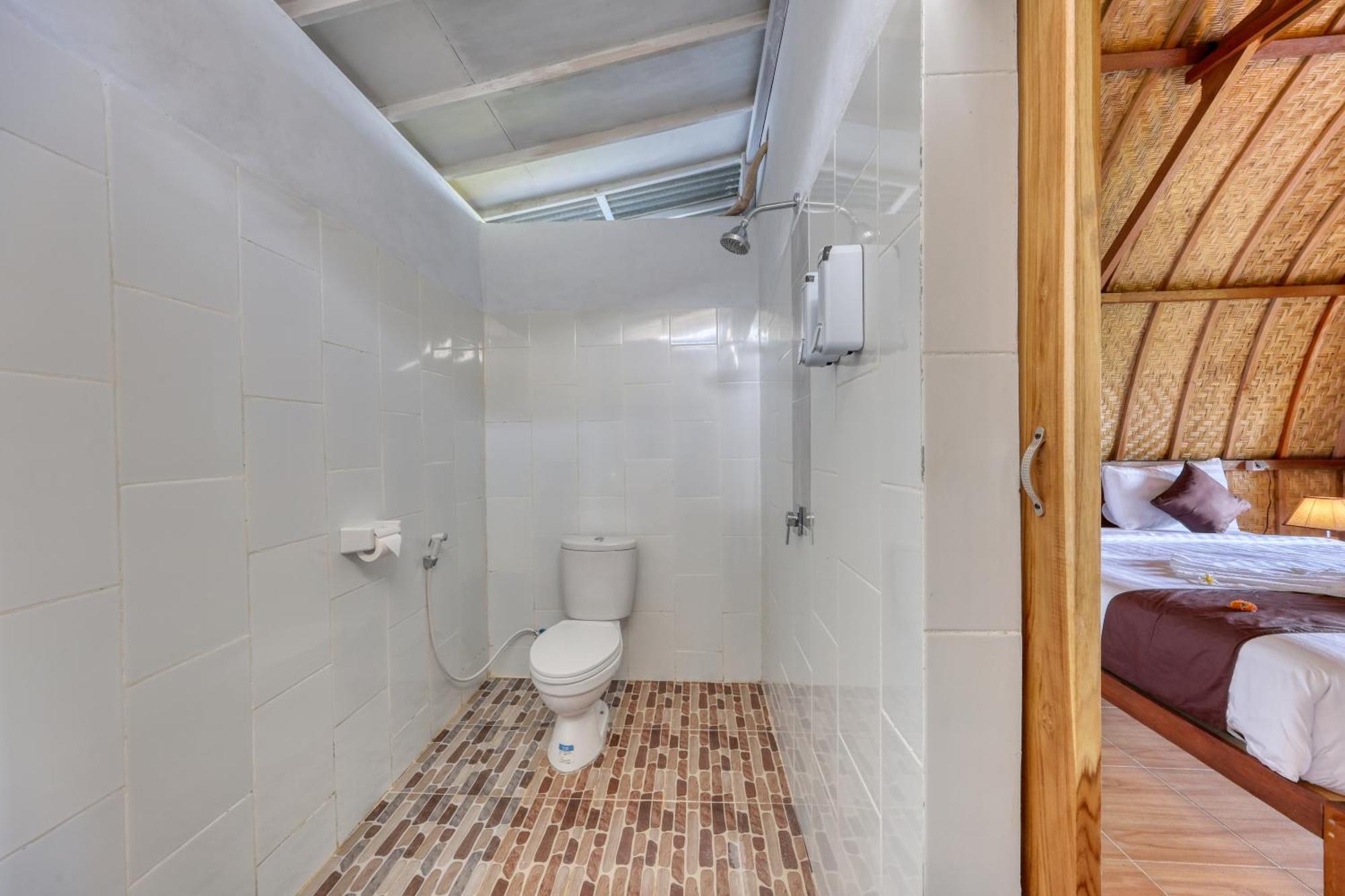 D Sebuluh Bungalow Batumadeg الغرفة الصورة