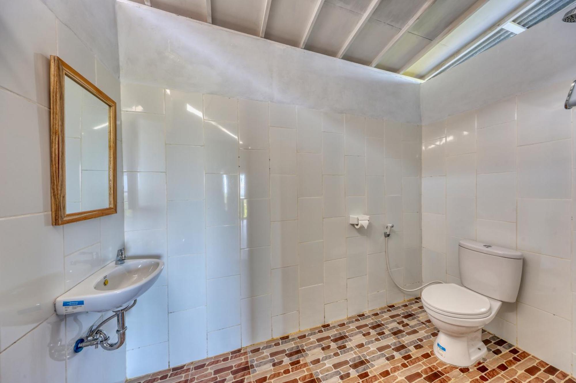 D Sebuluh Bungalow Batumadeg الغرفة الصورة